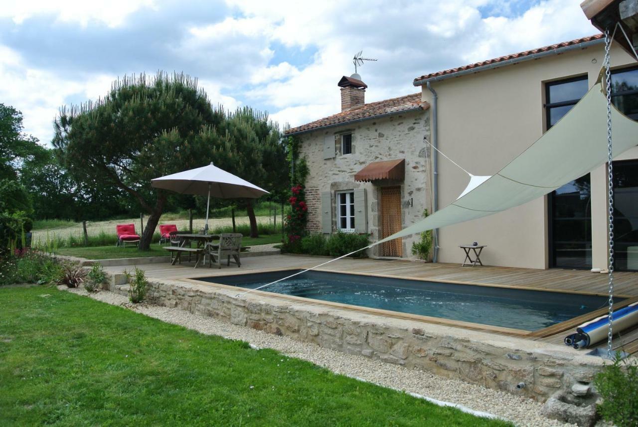 Adilly Les Epis Du Vent B&B 외부 사진