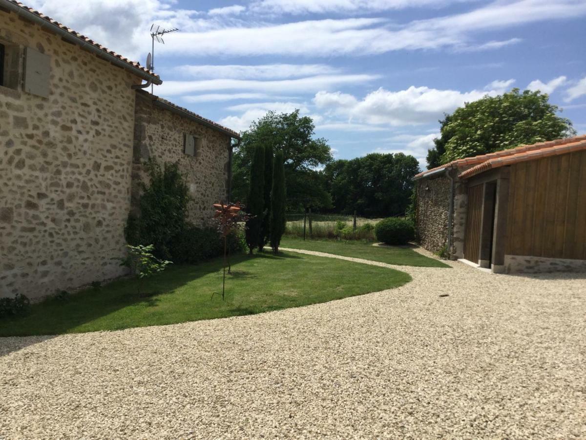 Adilly Les Epis Du Vent B&B 외부 사진